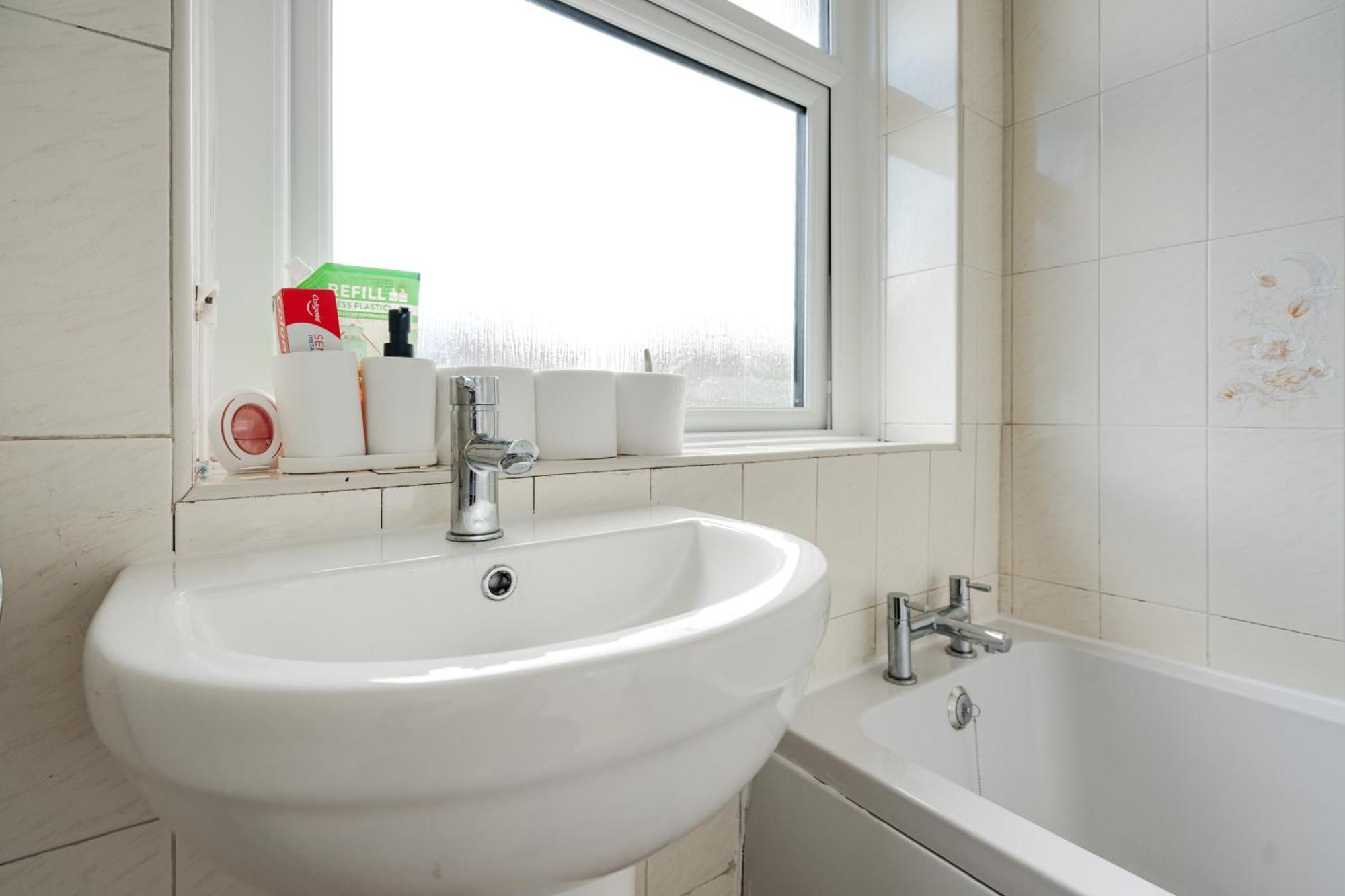 Comfy 3Br Home - Pool Table - Games - Sleeps 8 Manchester Zewnętrze zdjęcie