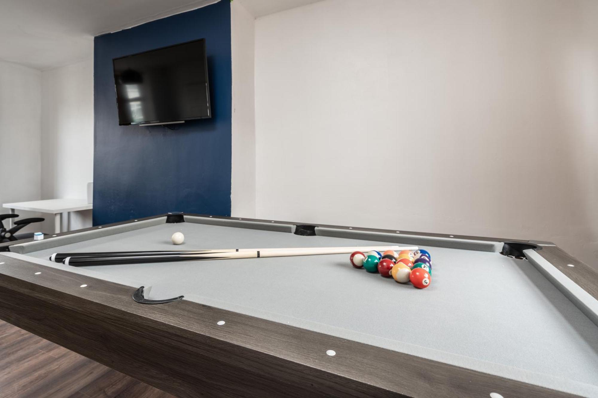 Comfy 3Br Home - Pool Table - Games - Sleeps 8 Manchester Zewnętrze zdjęcie